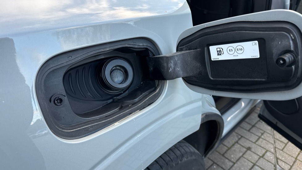 Used Volvo XC60 2024 for sale - 77307459: Photo 24