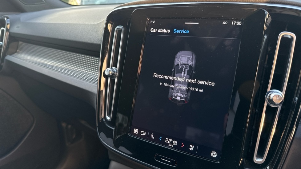Used Volvo XC40 2023 for sale - 76092158: Photo 14