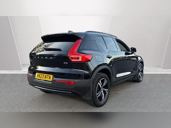 Used Volvo XC40 2023 for sale - 76092158: Photo 2