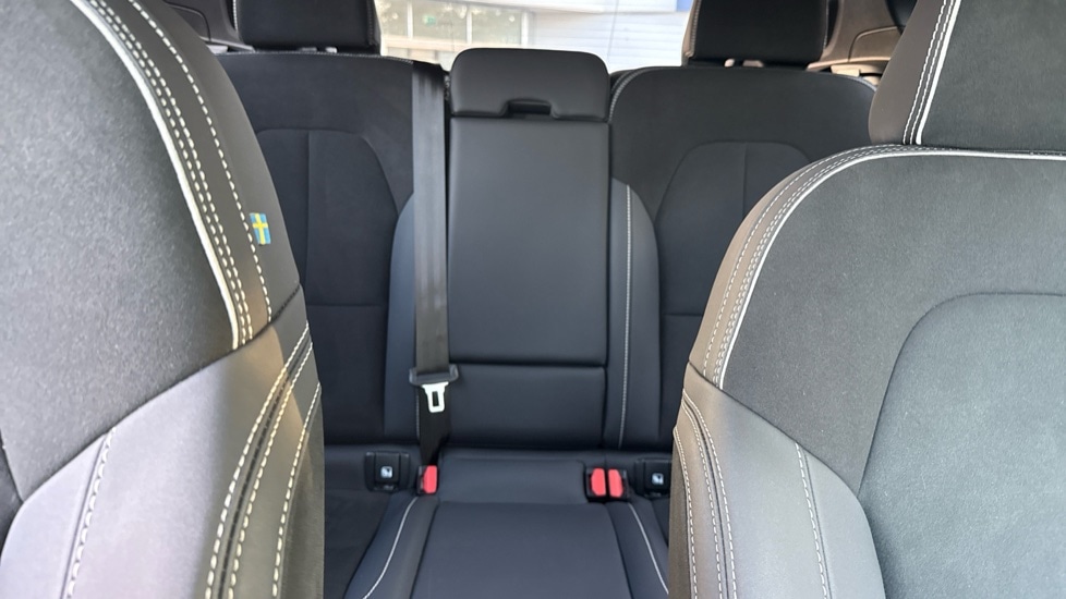 Used Volvo XC40 2023 for sale - 76092158: Photo 32