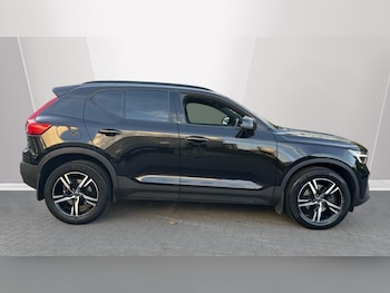Used Volvo XC40 2023 for sale - 76092158: Photo 3