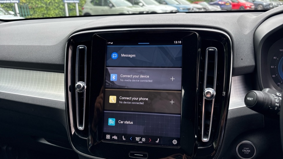 Used Volvo XC40 2023 for sale - 76523506: Photo 12