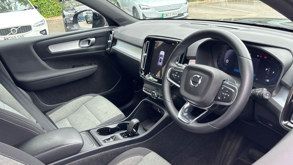 Used Volvo XC40 2023 for sale - 76523506: Photo 4