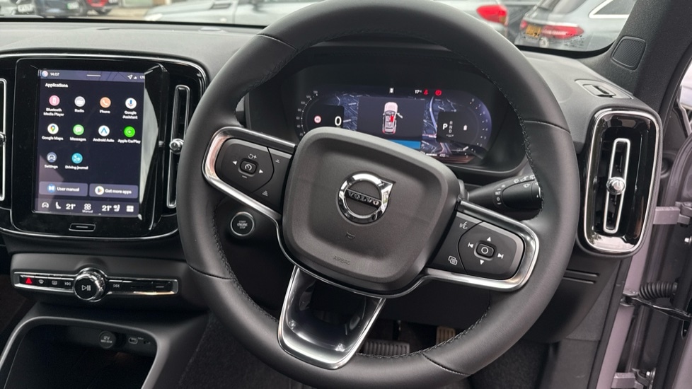 Used Volvo XC40 2025 for sale - 76066949: Photo 10