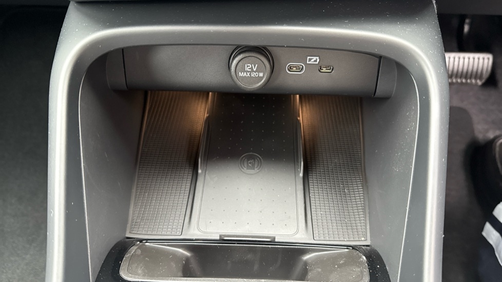 Used Volvo XC40 2025 for sale - 76066949: Photo 16