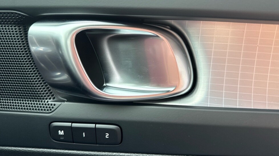 Used Volvo XC40 2025 for sale - 76066949: Photo 19