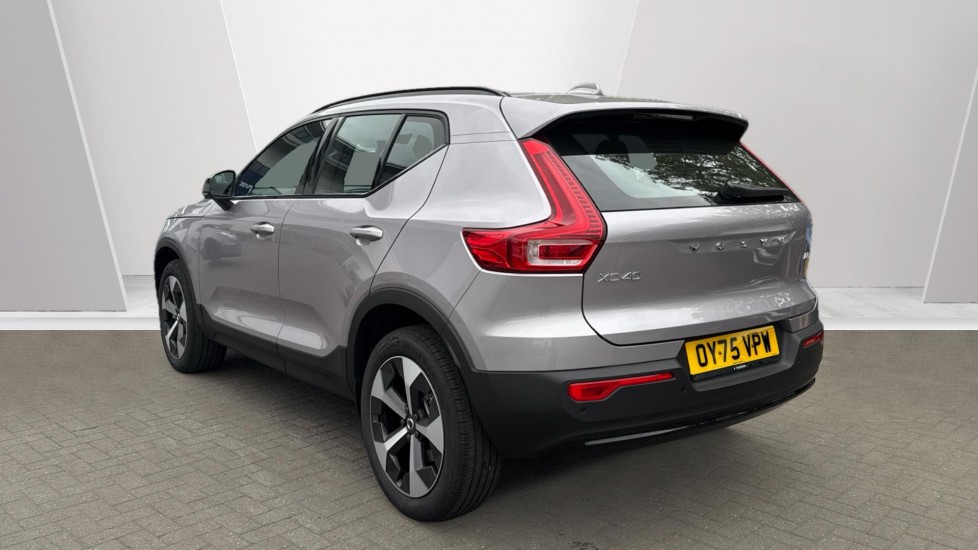 Used Volvo XC40 2025 for sale - 76066949: Photo 2