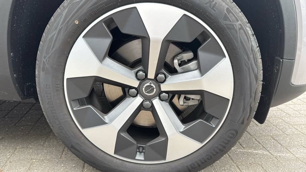 Used Volvo XC40 2025 for sale - 76066949: Photo 26