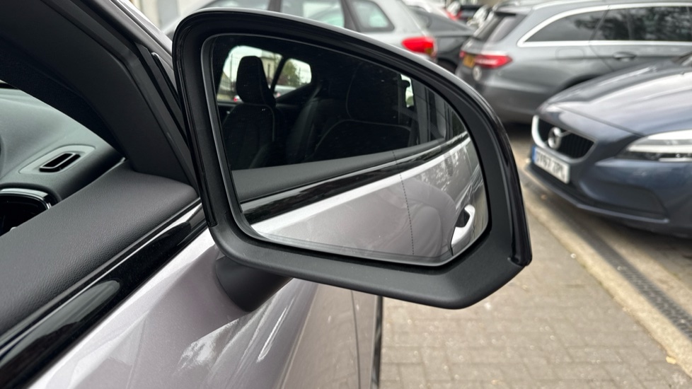 Used Volvo XC40 2025 for sale - 76066949: Photo 27