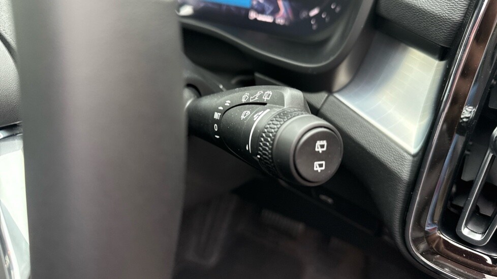 Used Volvo XC40 2025 for sale - 76066949: Photo 28