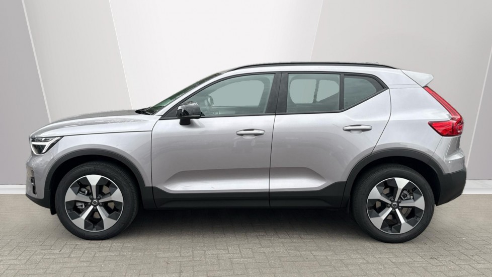 Used Volvo XC40 2025 for sale - 76066949: Photo 3
