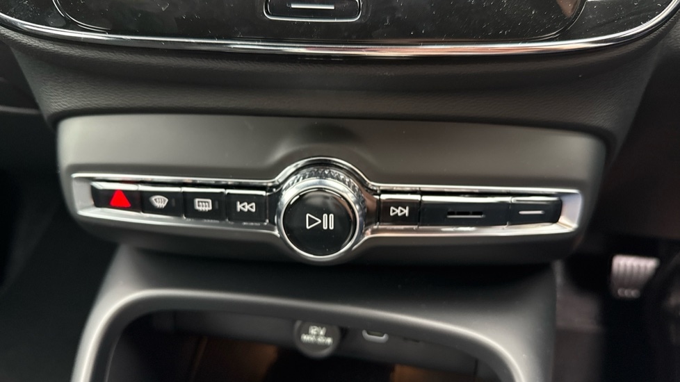 Used Volvo XC40 2025 for sale - 76066949: Photo 31