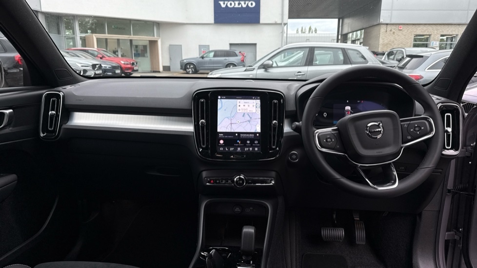 Used Volvo XC40 2025 for sale - 76066949: Photo 5
