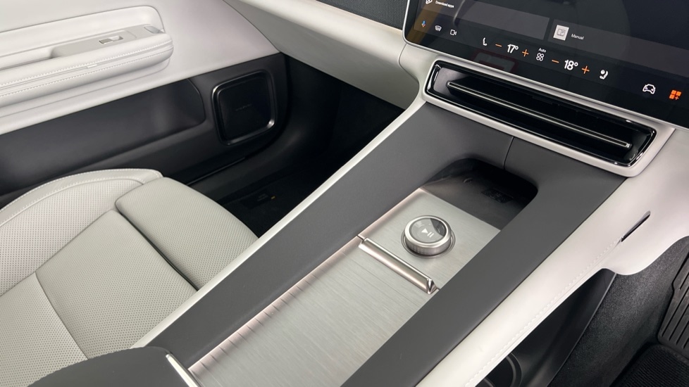 Used Polestar Polestar 4 2025 for sale - 76773150: Photo 12