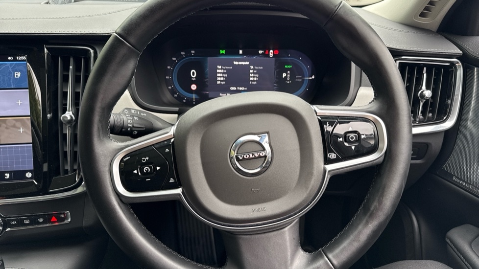 Used Volvo V90 2025 for sale - 76015032: Photo 10