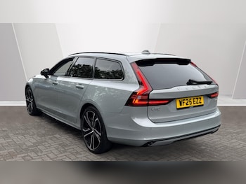 Used Volvo V90 2025 for sale - 76015032: Photo