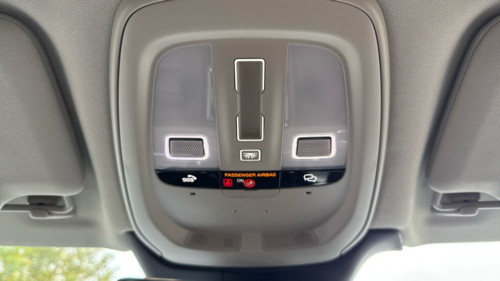 Used Volvo V90 2025 for sale - 76015032: Photo 33