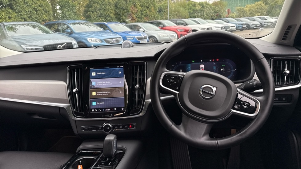 Used Volvo V90 2025 for sale - 76015032: Photo 5