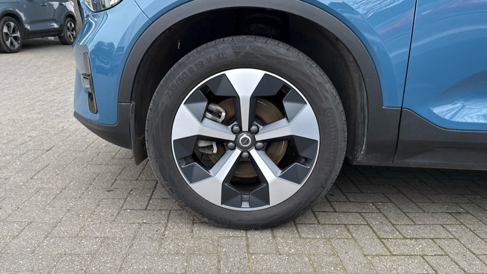 Used Volvo XC40 2024 for sale - 78022199: Photo 15