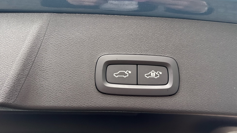 Used Volvo XC40 2024 for sale - 78022199: Photo 23