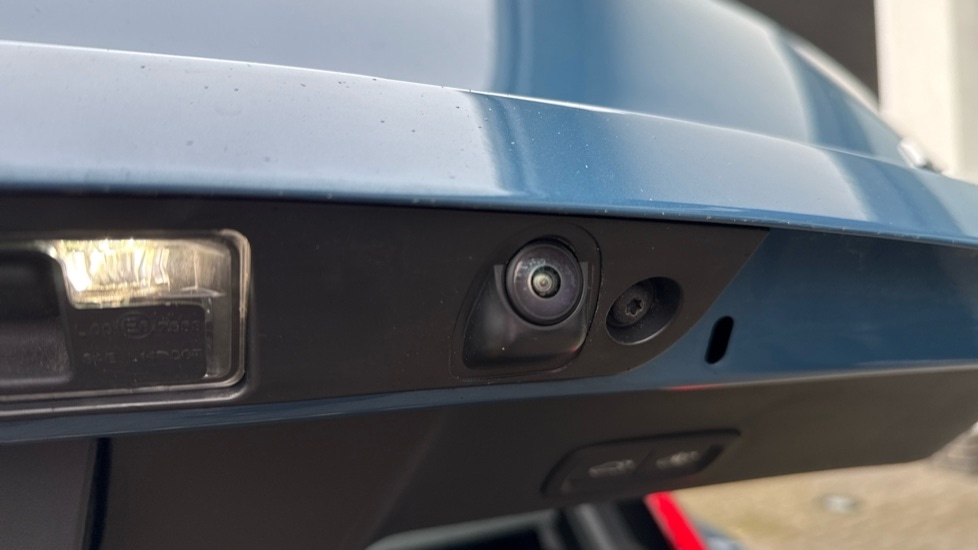 Used Volvo XC40 2024 for sale - 78022199: Photo 24