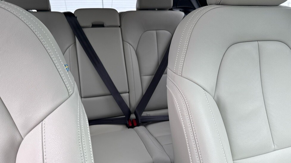 Used Volvo XC40 2025 for sale - 75796827: Photo 35