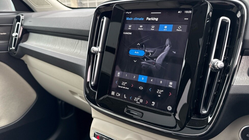 Used Volvo XC40 2025 for sale - 75796827: Photo 47