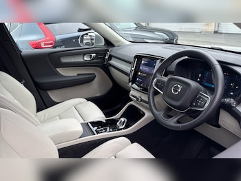 Used Volvo XC40 2025 for sale - 75796827: Photo