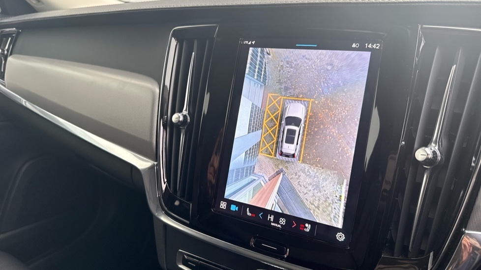 Used Volvo V90 2023 for sale - 76842011: Photo 27