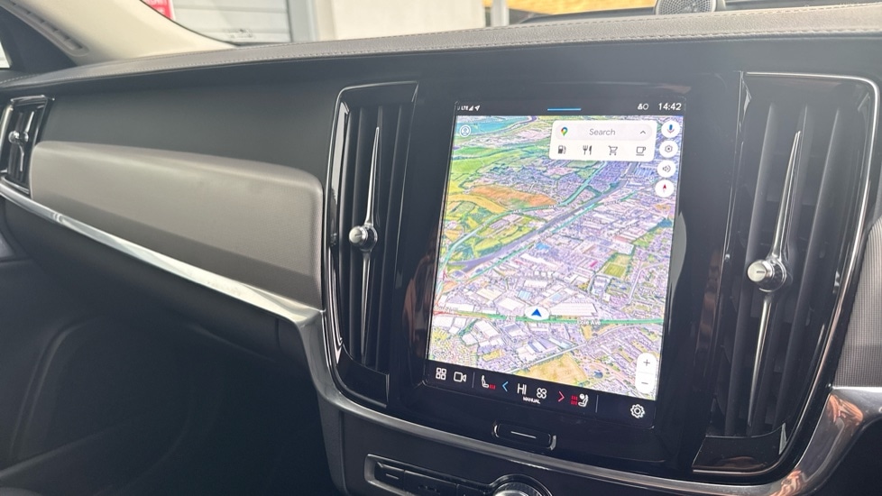 Used Volvo V90 2023 for sale - 76842011: Photo 33