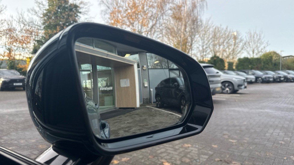 Used Volvo V90 2023 for sale - 76842011: Photo 38