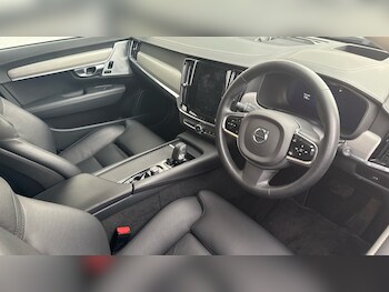 Used Volvo V90 2023 for sale - 76842011: Photo