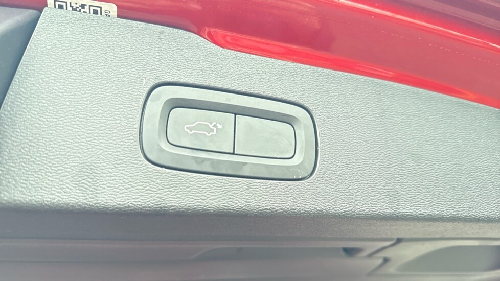 Used Volvo V60 2019 for sale - 77470801: Photo 19