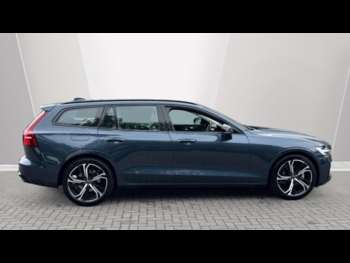 Used Volvo V60 2025 for sale - 74807353: Photo