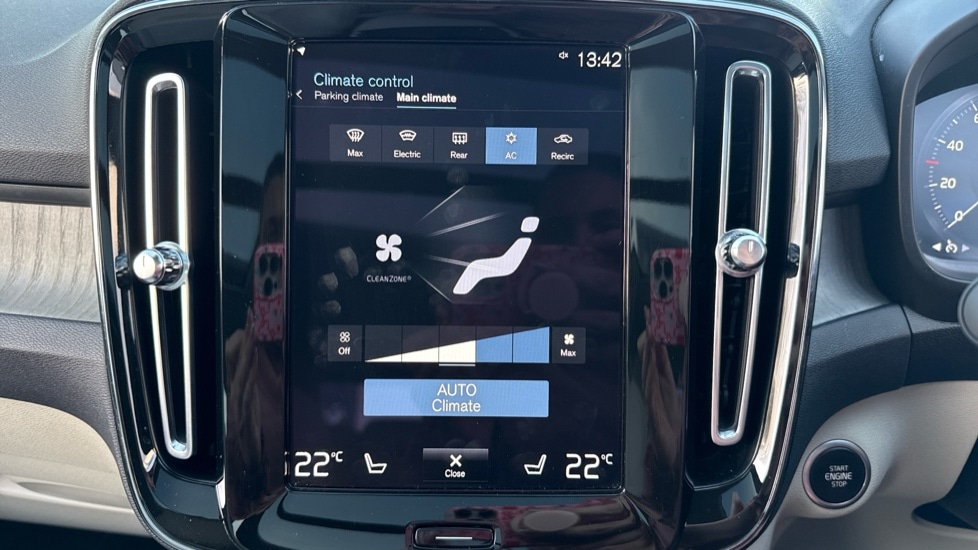 Used Volvo XC40 2021 for sale - 77043008: Photo 34