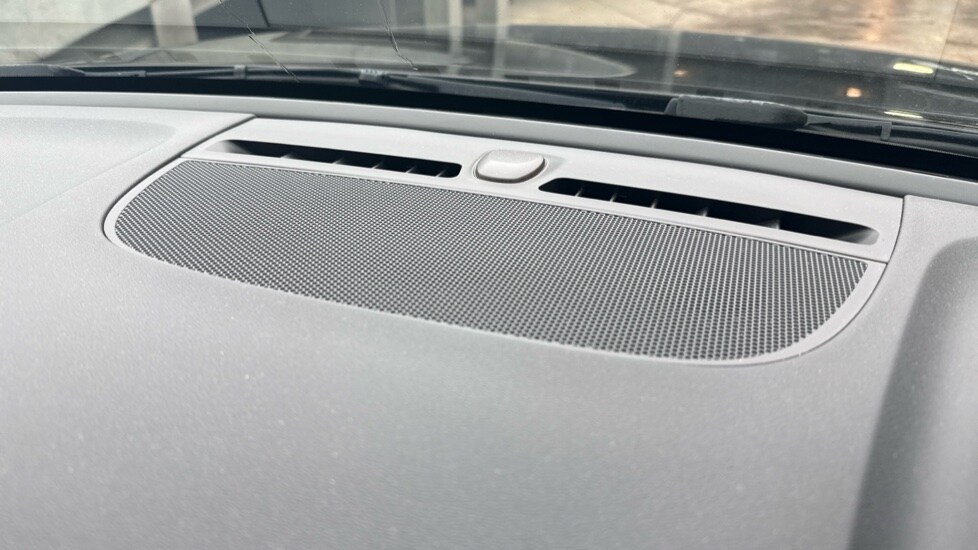 Used Volvo XC40 2021 for sale - 77927316: Photo 25