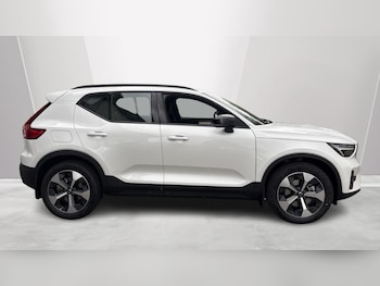 Used Volvo XC40 2026 for sale - 79038089: Photo