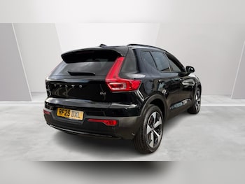 Used Volvo XC40 2025 for sale - 78080950: Photo