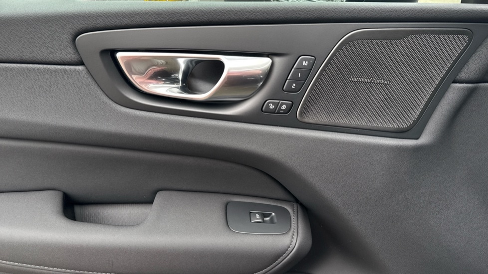 Used Volvo XC60 2026 for sale - 78059668: Photo 30