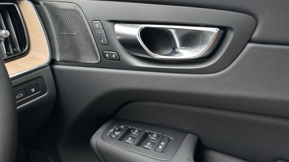 Used Volvo XC60 2026 for sale - 78059668: Photo 31