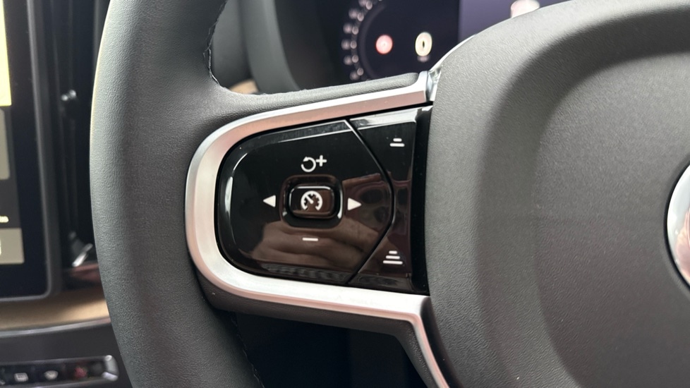 Used Volvo XC60 2026 for sale - 78059668: Photo 34