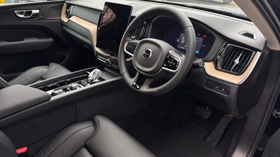 Used Volvo XC60 2026 for sale - 78059668: Photo 4