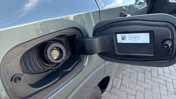 Used Volvo XC60 2025 for sale - 76233941: Photo 42