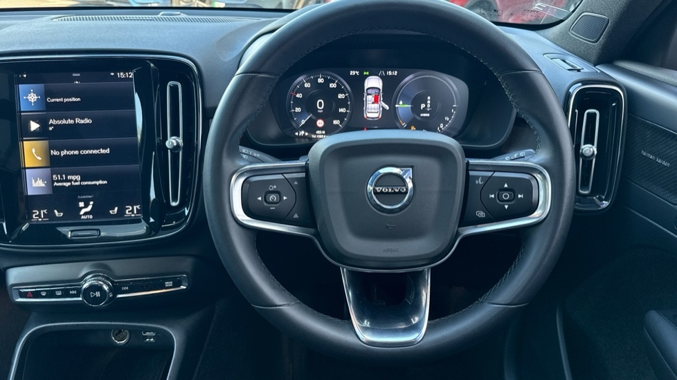 Used Volvo XC40 2023 for sale - 76003546: Photo 10