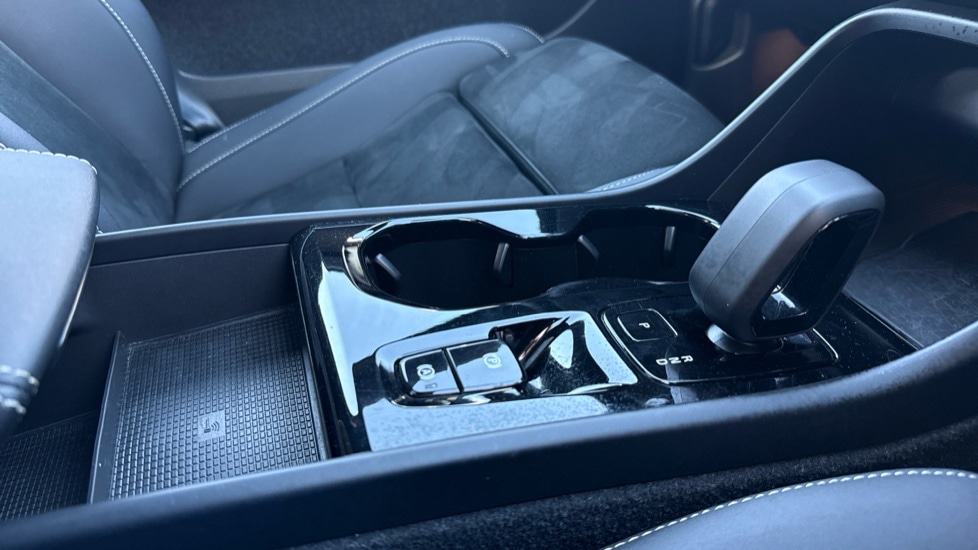 Used Volvo XC40 2023 for sale - 76003546: Photo 25
