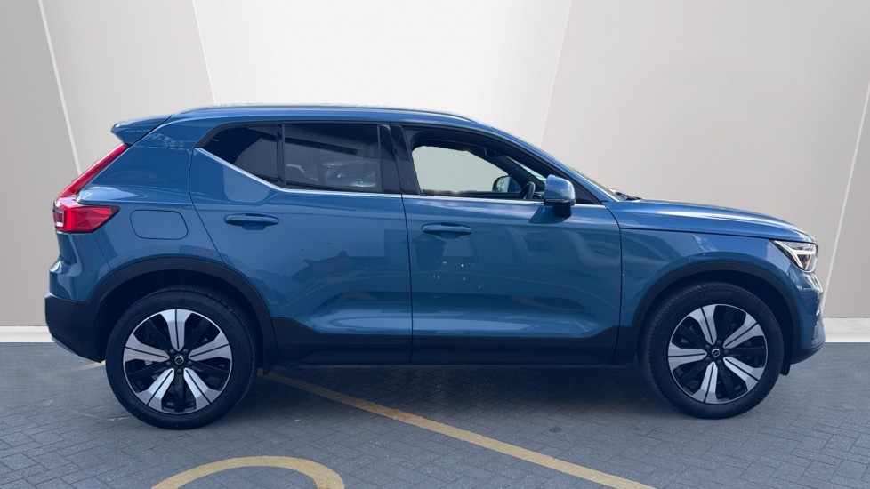 Used Volvo XC40 2023 for sale - 76003546: Photo 3