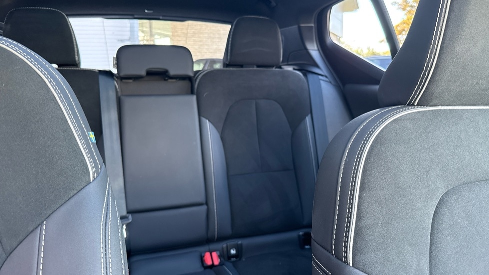 Used Volvo XC40 2023 for sale - 76003546: Photo 33