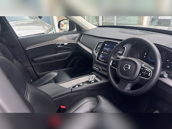 Used Volvo XC90 2022 for sale - 77581332: Photo