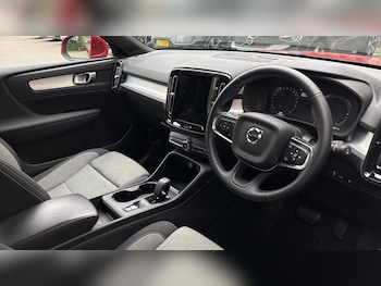 Used Volvo XC40 2022 for sale - 76244566: Photo