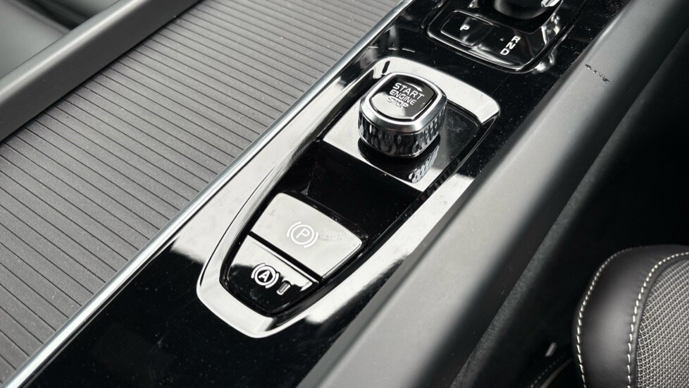 Used Volvo XC60 2025 for sale - 78117721: Photo 14